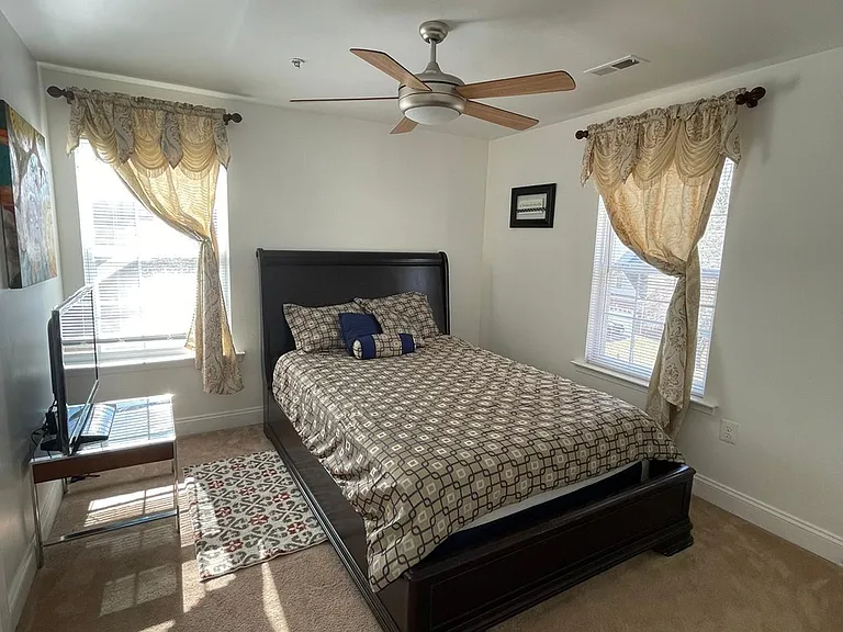 8704 Ashby Ct — Photo 28
