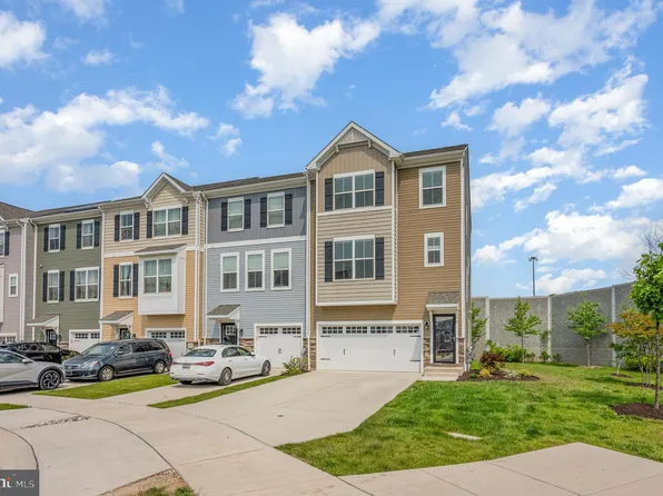 7241 Martin Farm Cir, Baltimore, MD 21237