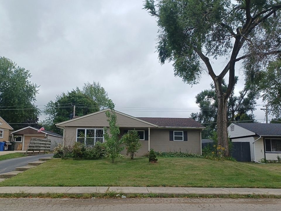 1st image of 15 Sycamore Ave