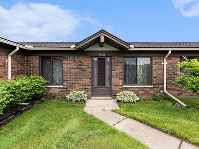 32728 Valley Dr #150, Warren, MI, 48093
