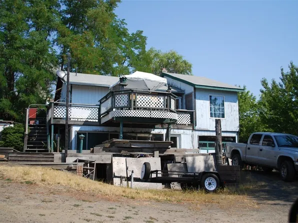 200 N F St, Palouse, WA 99161