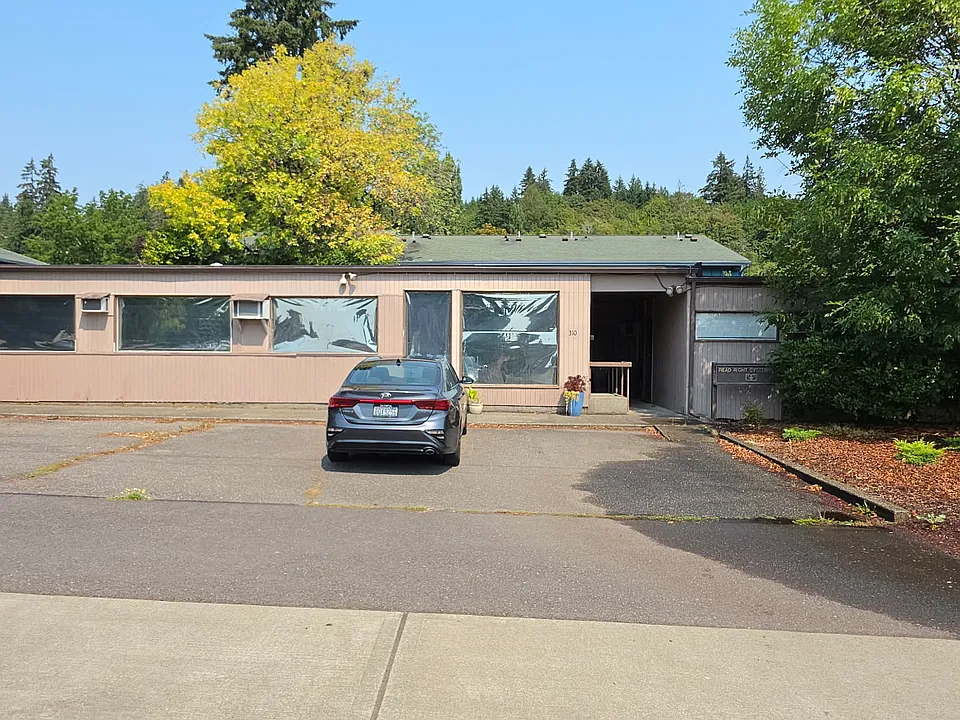 310 W Birch St #400