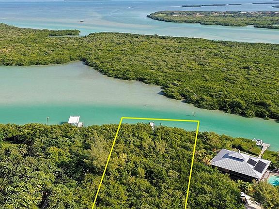 2nd image of 16685 Captiva Dr