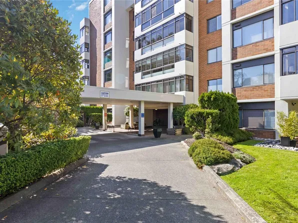 420 Linden Ave #403, Victoria, BC V8V 4G3