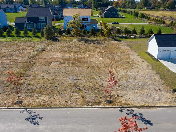 3rd image of 2216 Red Oak St