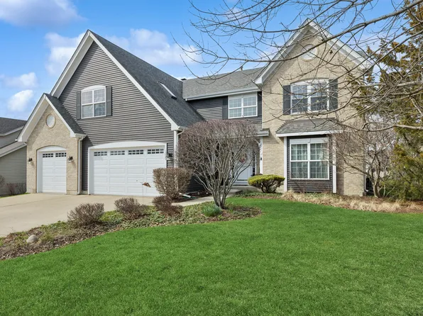 1200 Fieldstone Dr, Crystal Lake, IL 60014