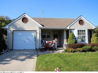 223 Danbury Dr, Little Egg Harbor, NJ 08087