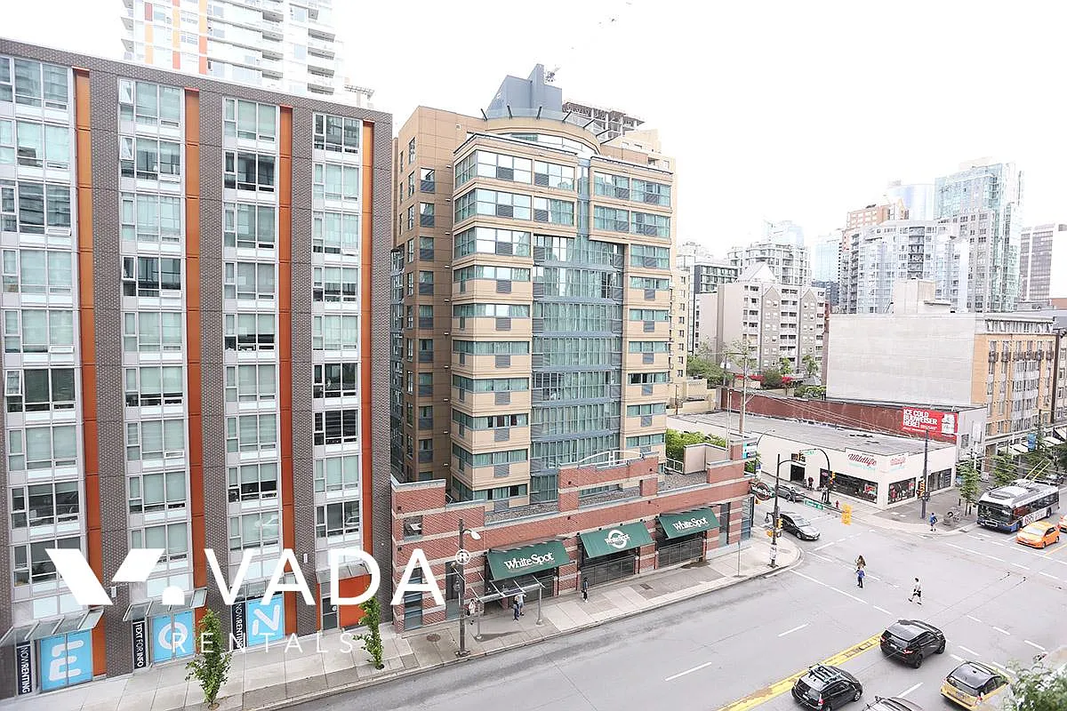 Building Photo - 1325 Rolston St #713