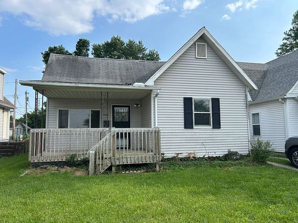 1124 N Grand Ave W