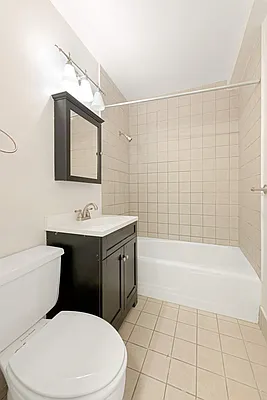 Rented by Compass | media 22