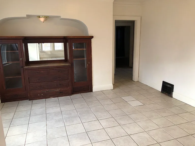 3843 N Vel R Phillips Ave — Photo 13