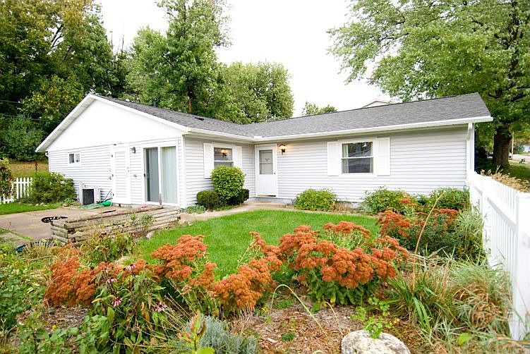 1st image of 1913 Piedmont Way
