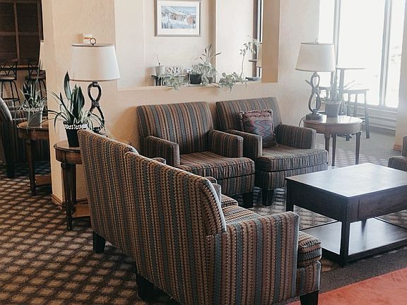 4th image of 150 W Ridgeview Dr #117