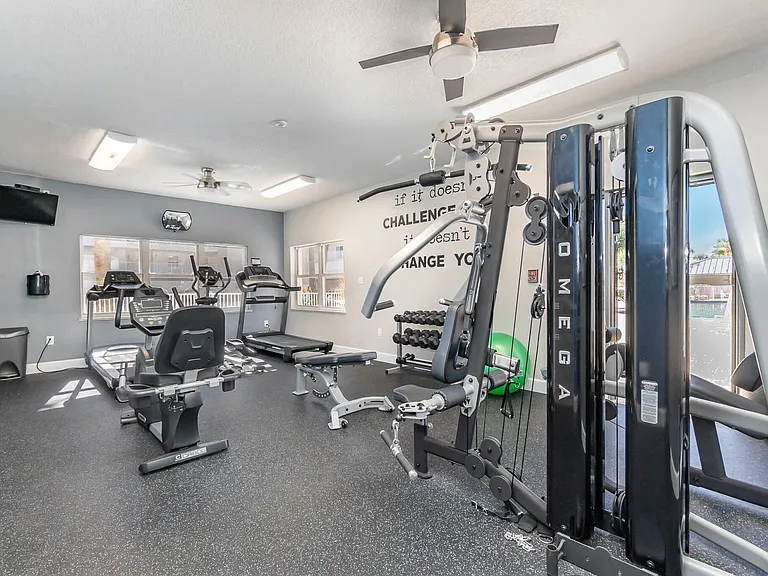 609 Shorewood Dr #203 — Photo 36