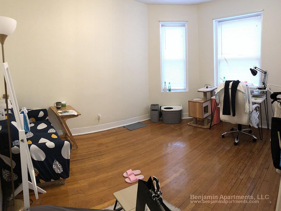 2nd image of 103 Gordon St APT 5C