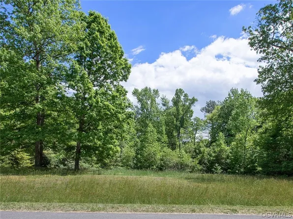 121 Casey Meadows Pl #18, Sandston, VA 23150