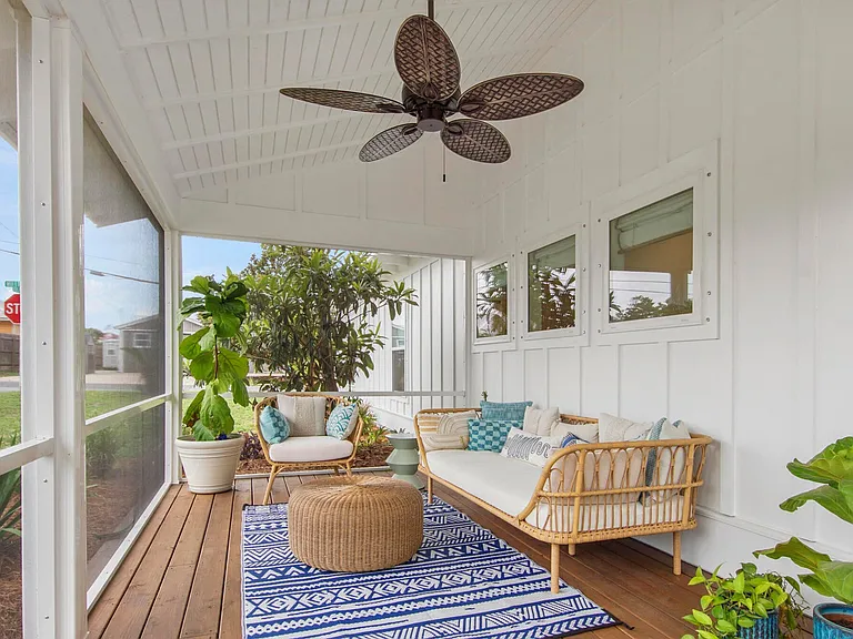 307 Dolphin Dr — Photo 30