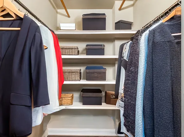 14 Sutton Place South image 10 of 16