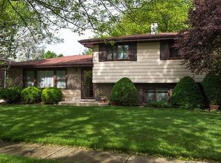 1062 Poplar Ln, Bartlett, IL