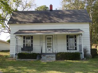 2273 Round House Rd, Crane, MO 65605