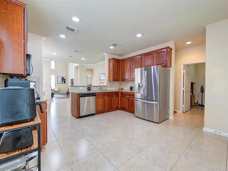 1243 Glenwood Canyon Ln — Photo 25