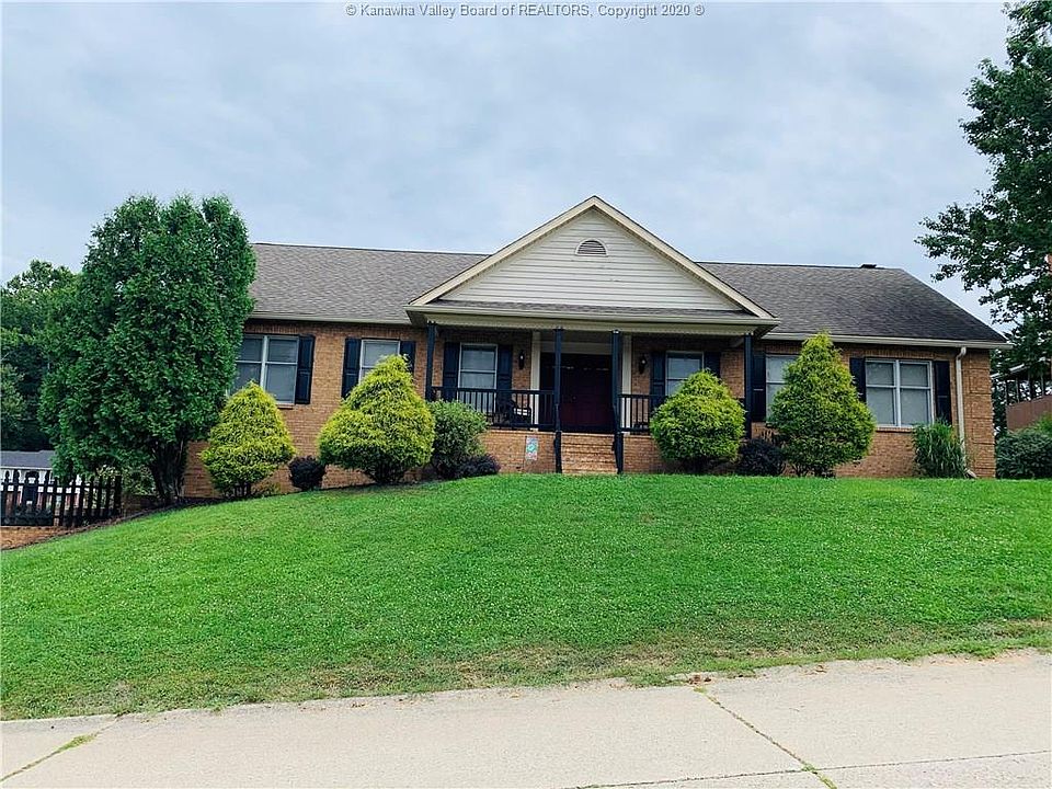 1st image of 102 Olde Ash Ln