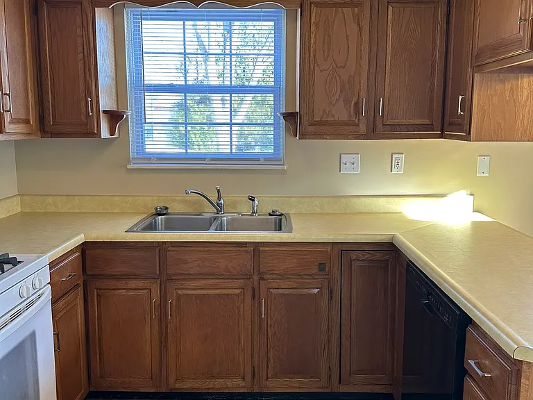 5928 N Old Orchard Dr — Photo 5