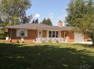 13420 McKeighan Rd, Chesaning, MI 48616