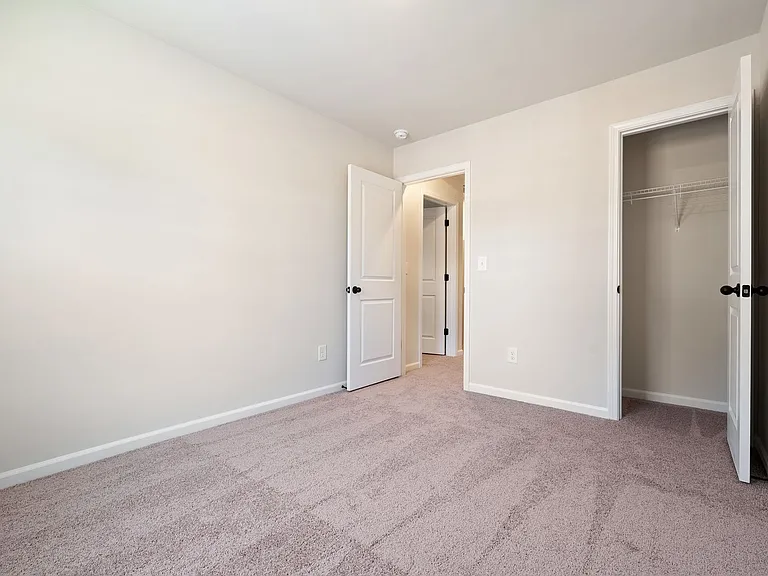 177 Seville Way — Photo 18