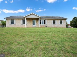 1900 Aldon Dr, Dover, PA 17315