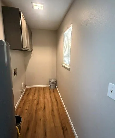 703 San Saba St — Photo 9