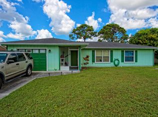 1562 SE Ladner St, Port Saint Lucie, FL 34983
