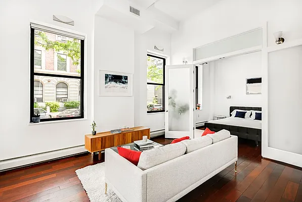 Sold by Compass | media 5