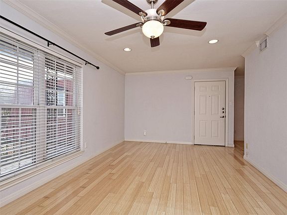 5th image of 900 S Lamar Blvd APT 311