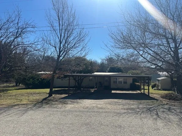 1025 Brazos Dr, Granbury, TX 76048