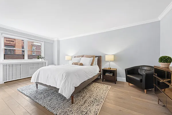 Sold by Compass | media 3