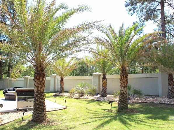 12219 Gateway Dr #146, Elberta, AL 36530