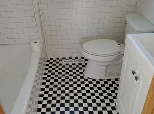 1317 W Prospect Ave, Appleton, WI 54914