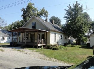 209 W Kagay Ave, Effingham, IL 62401