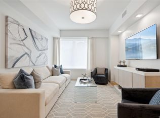 218 Middle Neck Rd UNIT 107, Great Neck, NY 11021