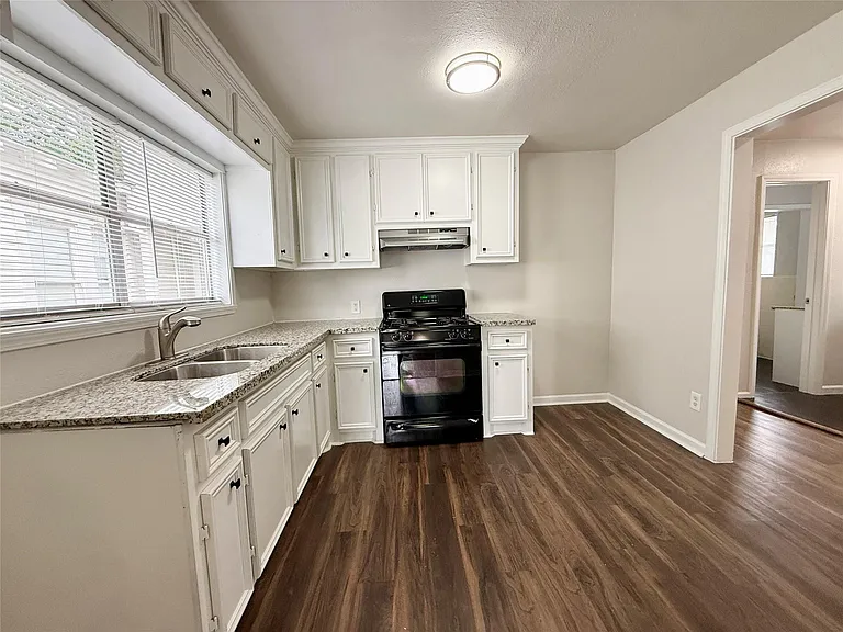 7427 Avenue I #D — Photo 8