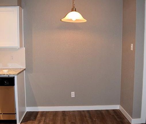 3rd image of 504 Swanee Dr APT 109
