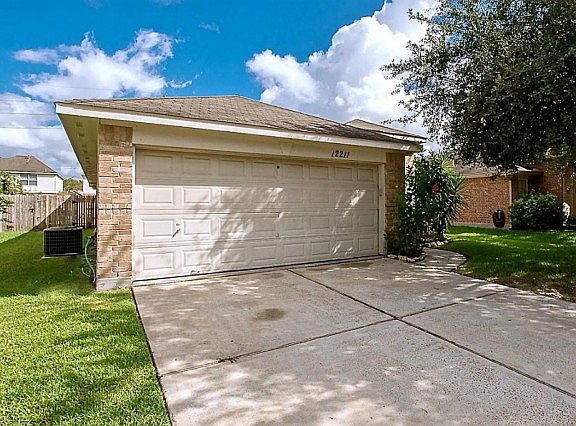 5th image of 12211 Granite Woods Ct