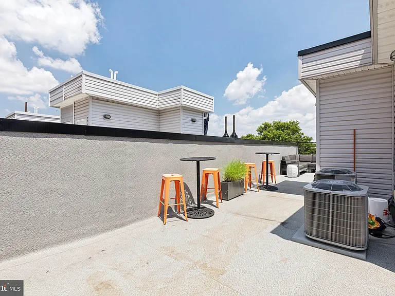 1506 N Philip St — Photo 43