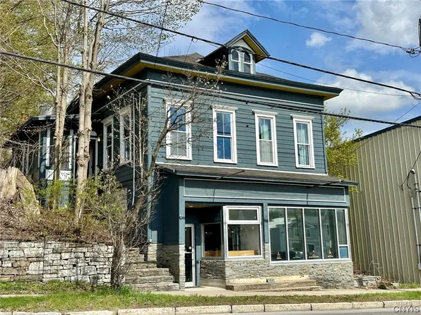 7454 Main St, Newport, NY 13416