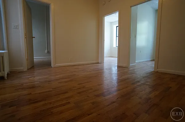 Rented by EXR | media 21