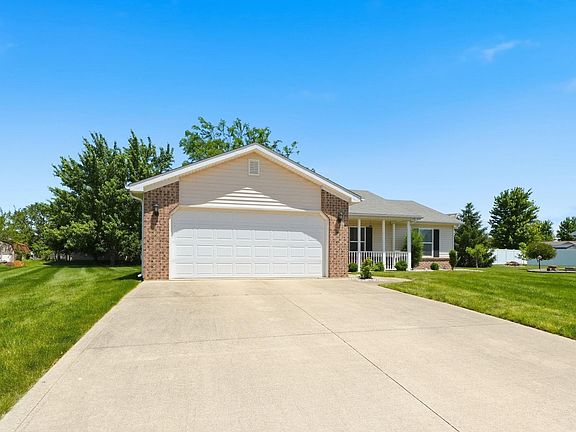 3rd image of 1075 Granary Ct