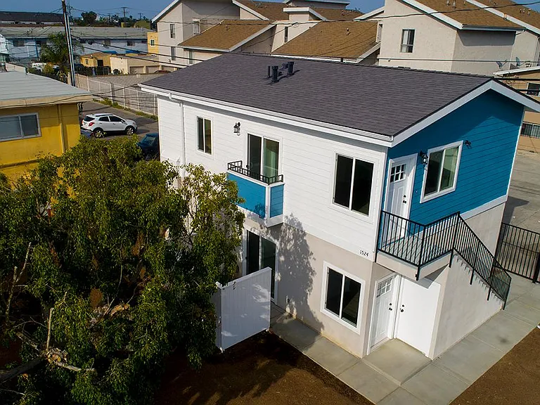 1524 Henderson Ave #B — Photo 2