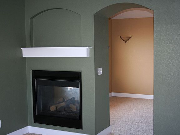 Master Suite/Sitting Area
