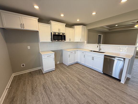 5th image of 17 Hilltop St Lot 48